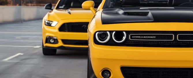 Ford Mustang GT i Dodge Challenger