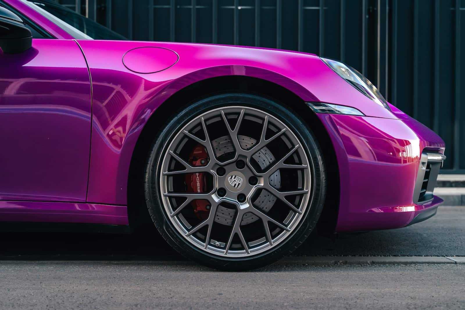 Porsche 911 Carrera 4S - obrazek 2