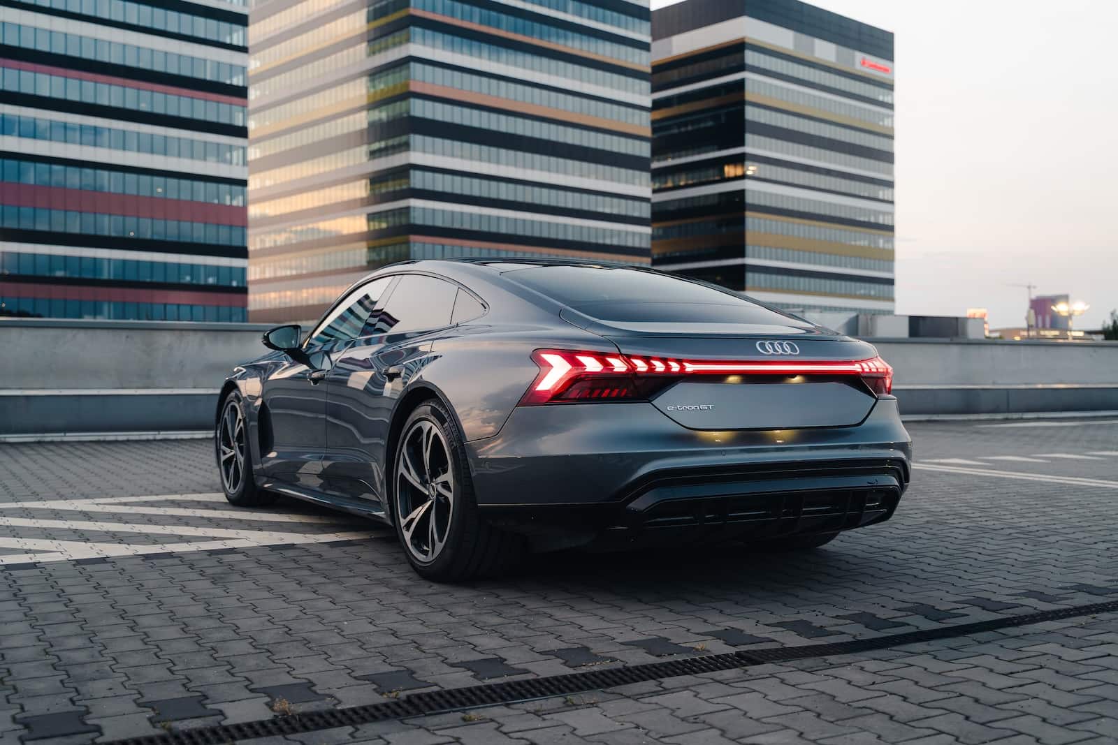 Audi e-Tron GT Quattro - obrazek 8