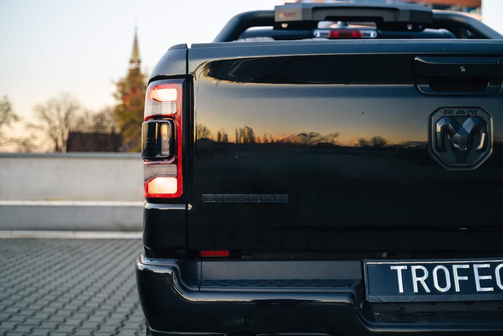 dodge-ram-tylne-swiatlo