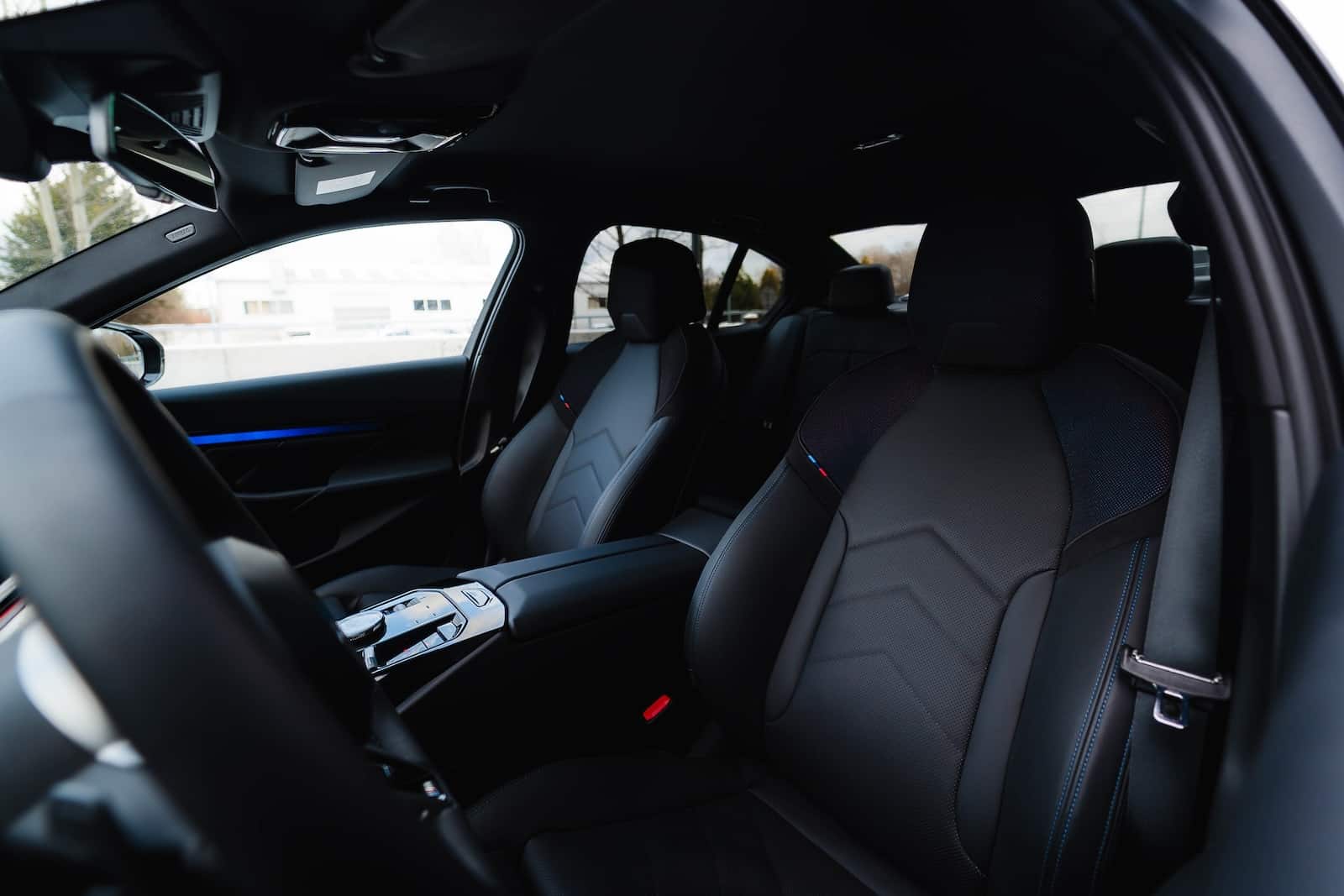 BMW 520i G60 M pakiet - obrazek 4