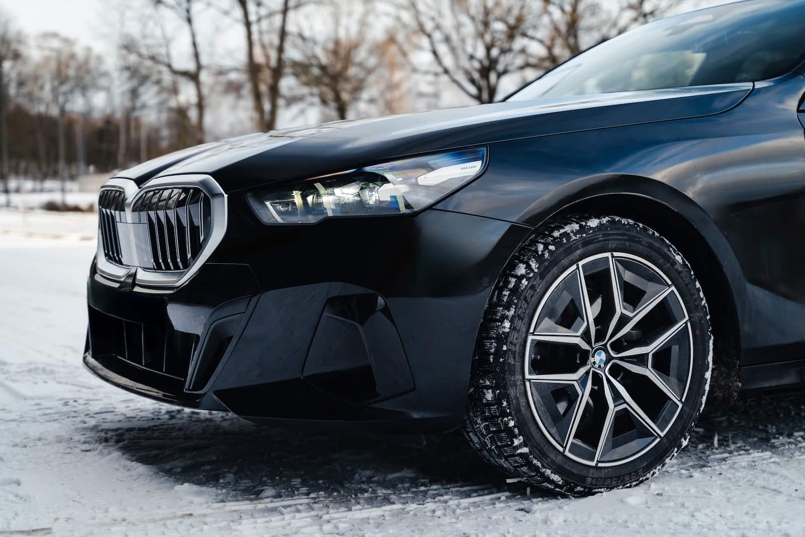 BMW 520i G60 M pakiet - obrazek 13