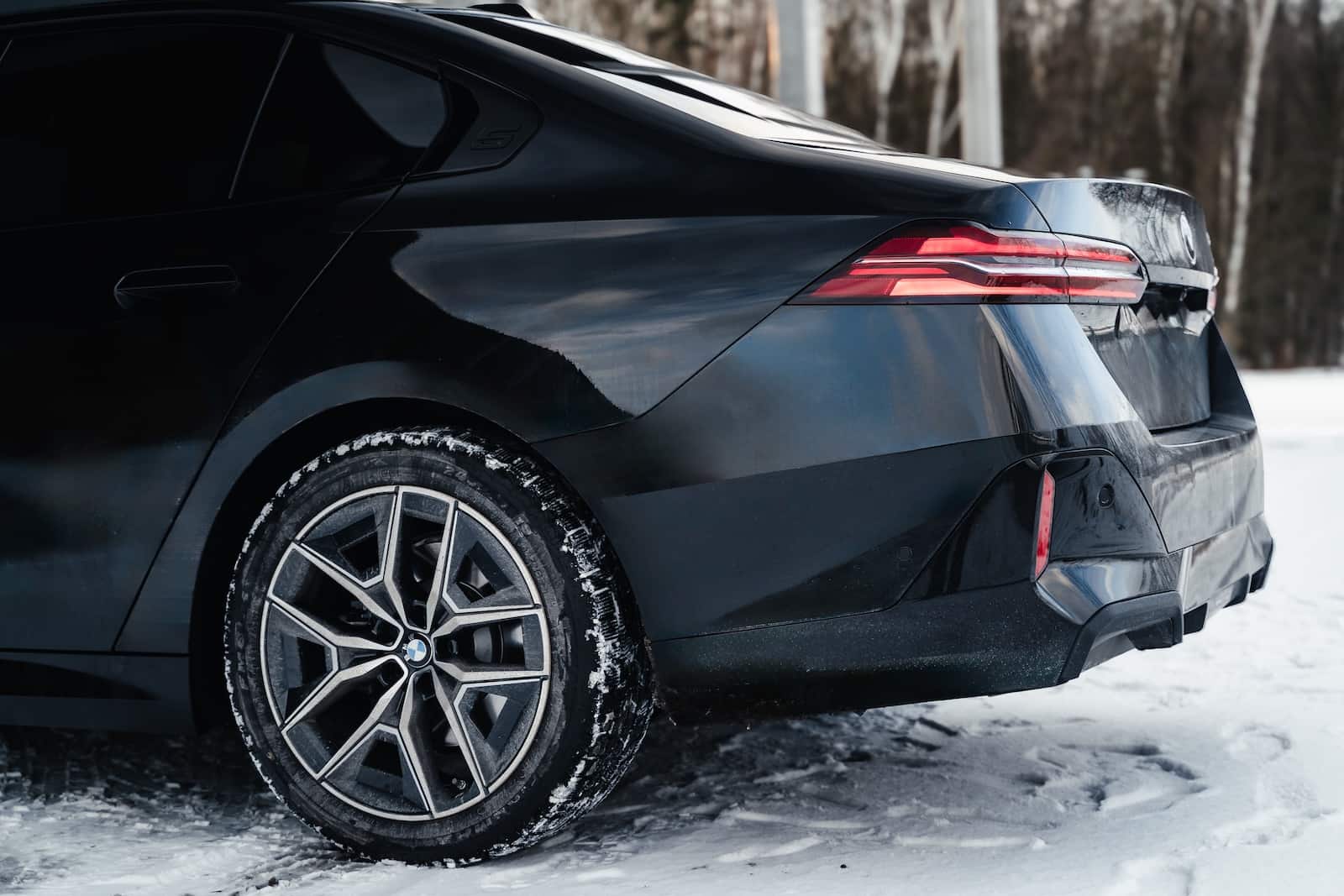 BMW 520i G60 M pakiet - obrazek 11