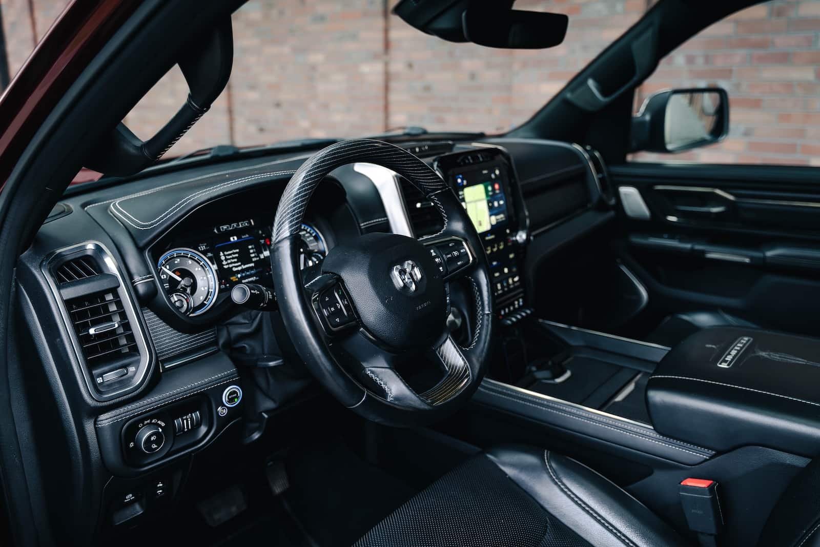 Dodge RAM 1500 Limited 4x4 5.7L HEMI - obrazek 9