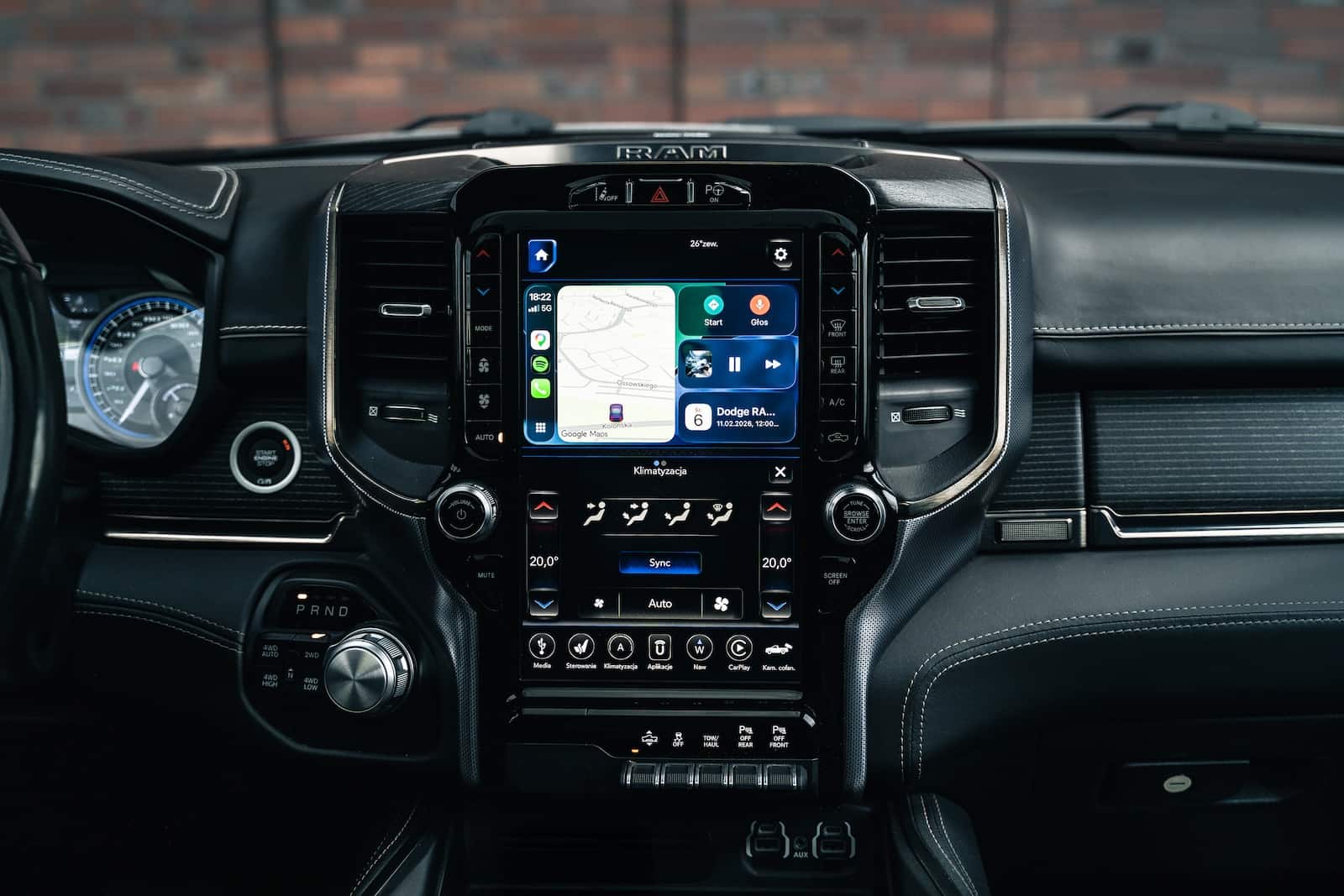 Dodge RAM 1500 Limited 4x4 5.7L HEMI - obrazek 14